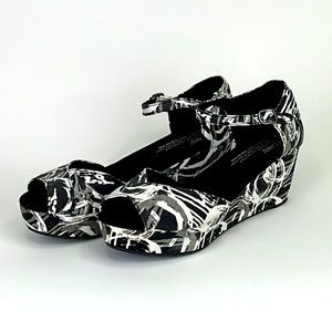 TOMS Wedge Heels